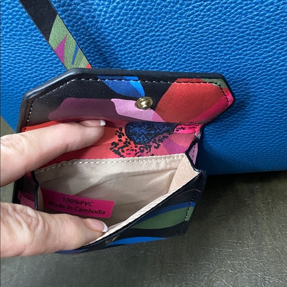 Trina Turk Blue Pebbled Faux Leather Tote/Purse Shoulder Bag with Colorful Pouch - Picture 16 of 16